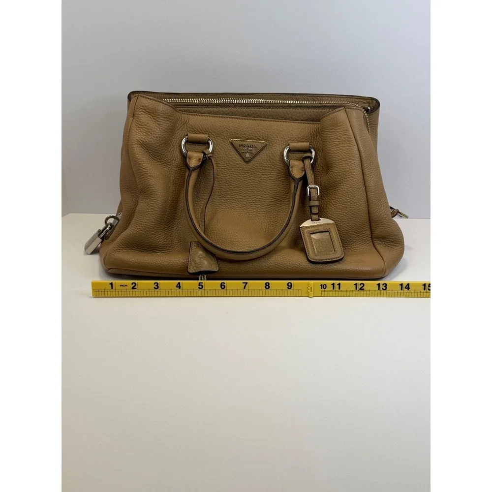 Prada Vitello Daino Phenix Leather Satchel Bag Tan Camel Silver Logo Y2K 90s‎